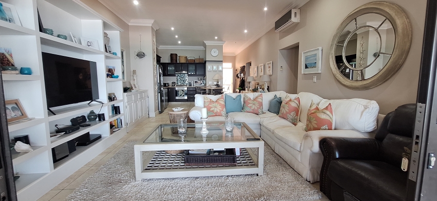 3 Bedroom Property for Sale in Westbrook KwaZulu-Natal