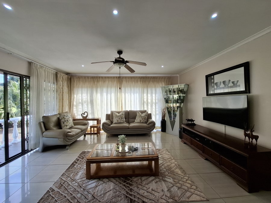 To Let 4 Bedroom Property for Rent in Manors KwaZulu-Natal