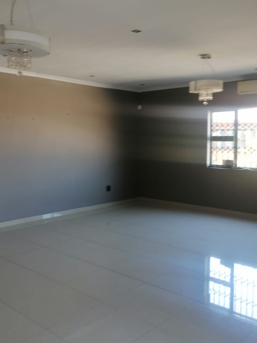 To Let 3 Bedroom Property for Rent in Westville Central KwaZulu-Natal