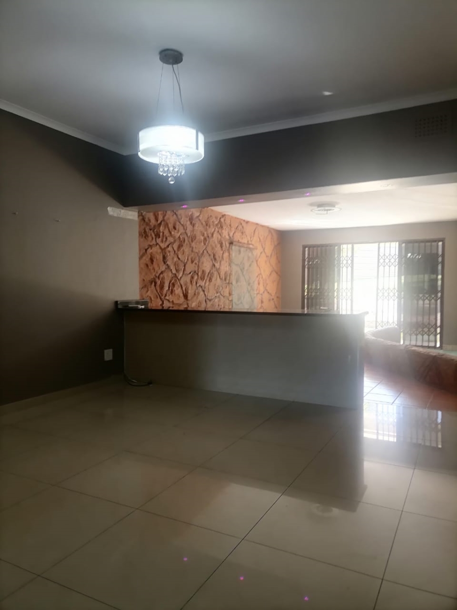 To Let 3 Bedroom Property for Rent in Westville Central KwaZulu-Natal