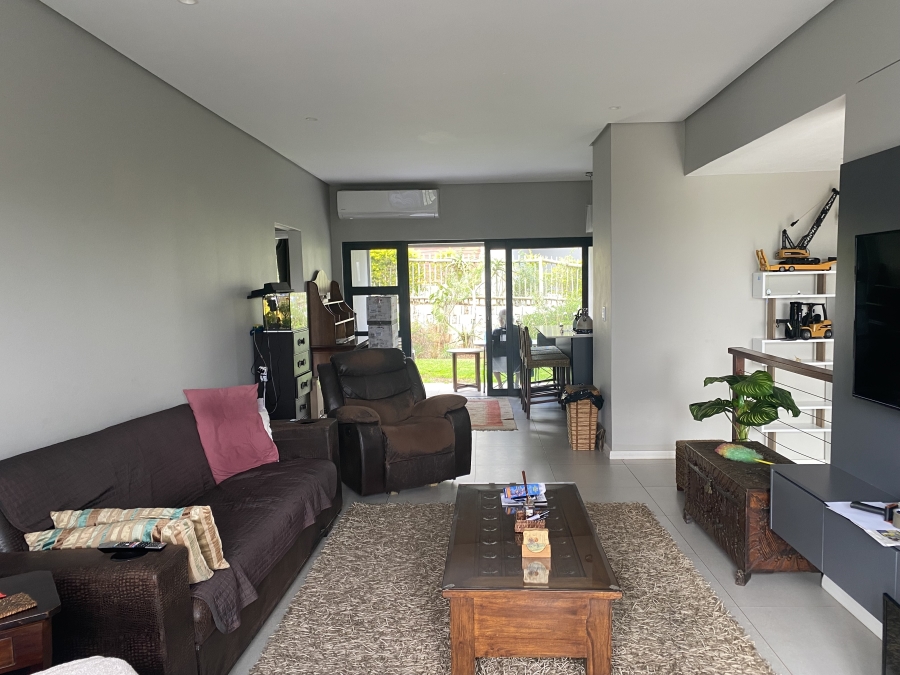 To Let 2 Bedroom Property for Rent in Palm Lakes Estate KwaZulu-Natal
