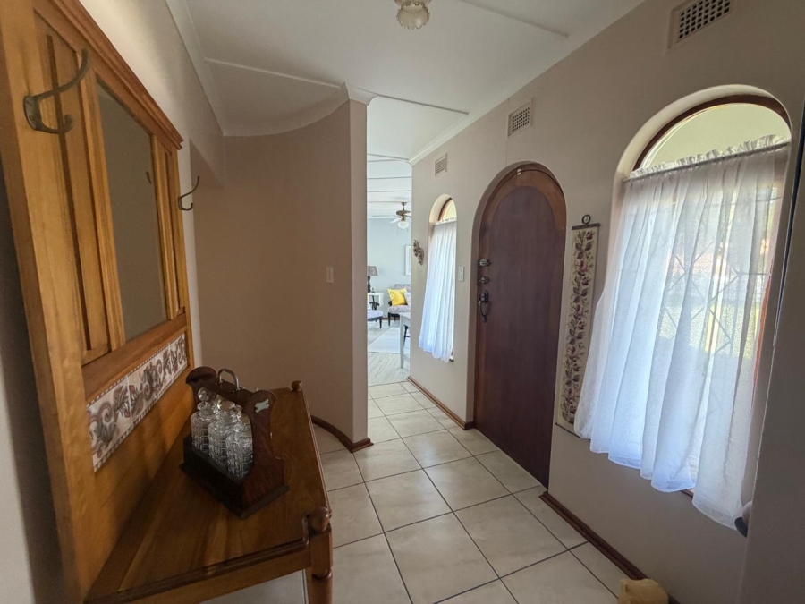 3 Bedroom Property for Sale in Meer En See KwaZulu-Natal