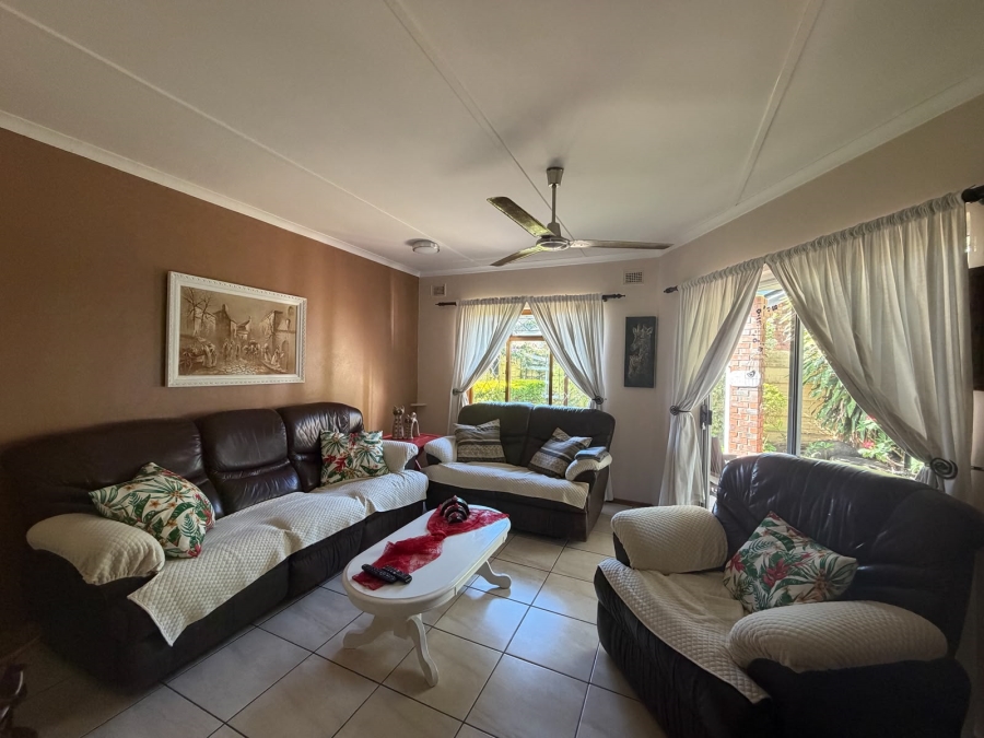 3 Bedroom Property for Sale in Meer En See KwaZulu-Natal