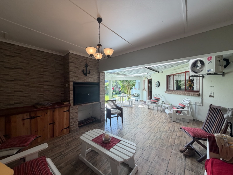 3 Bedroom Property for Sale in Meer En See KwaZulu-Natal