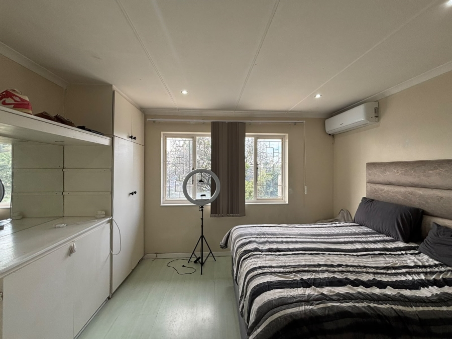 2 Bedroom Property for Sale in Morningside KwaZulu-Natal