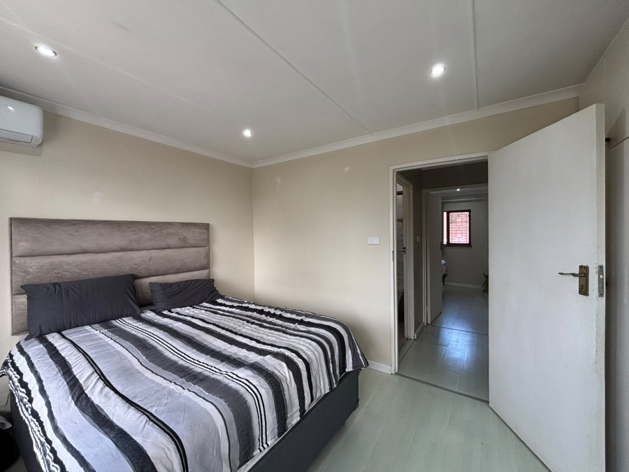 2 Bedroom Property for Sale in Morningside KwaZulu-Natal
