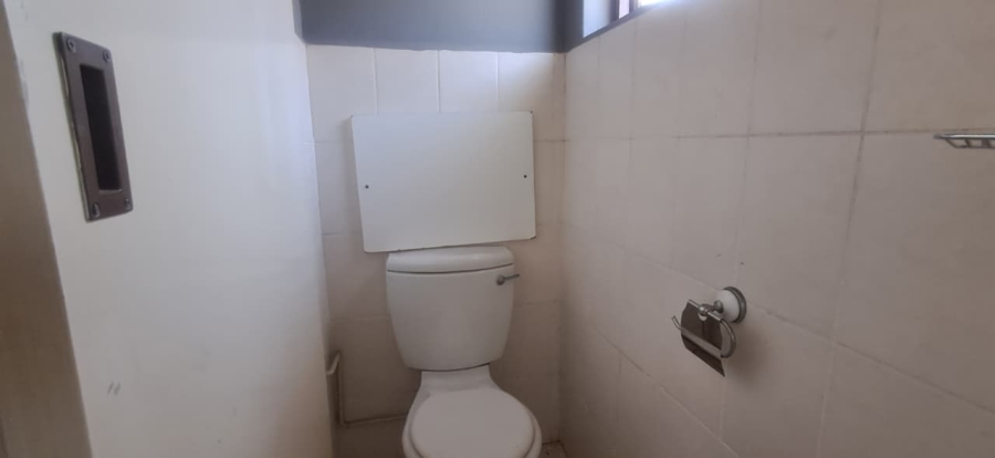 To Let 1 Bedroom Property for Rent in Richem KwaZulu-Natal