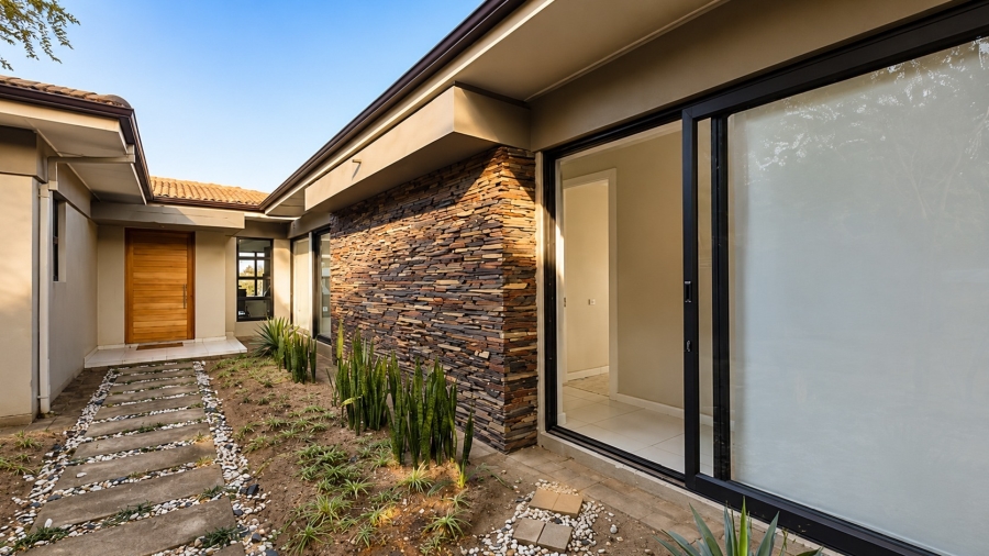 5 Bedroom Property for Sale in Brettenwood Coastal Estate KwaZulu-Natal