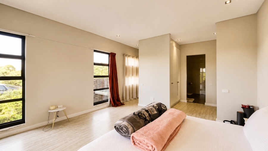 5 Bedroom Property for Sale in Brettenwood Coastal Estate KwaZulu-Natal