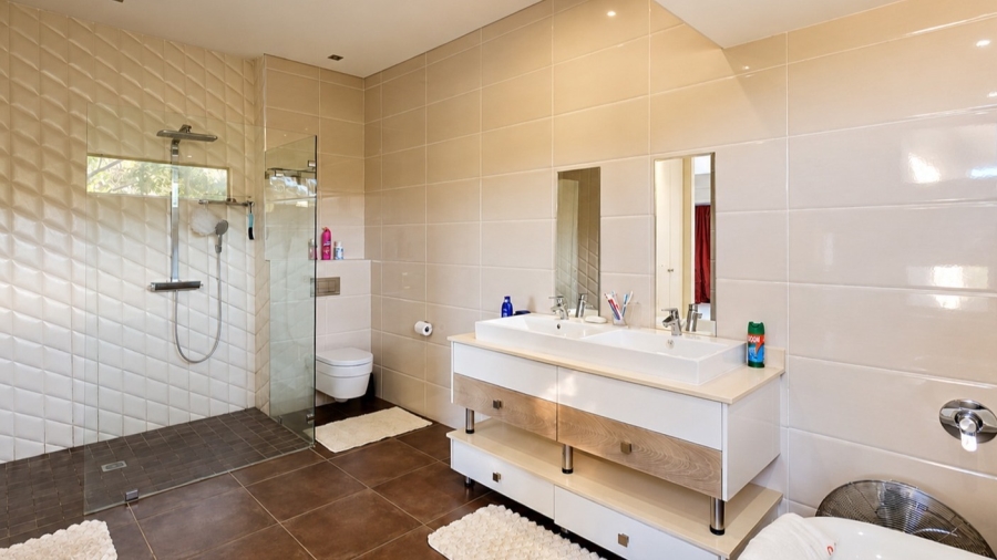 5 Bedroom Property for Sale in Brettenwood Coastal Estate KwaZulu-Natal