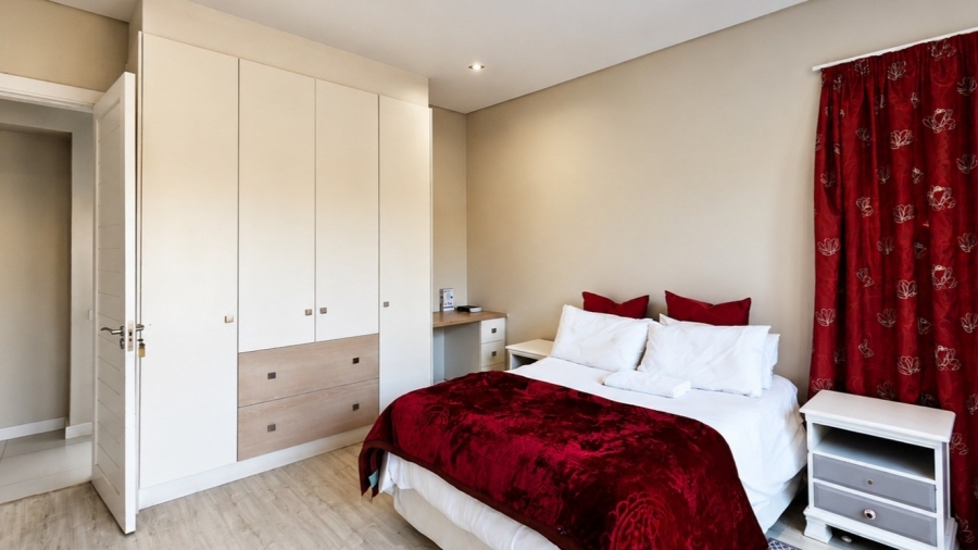 5 Bedroom Property for Sale in Brettenwood Coastal Estate KwaZulu-Natal