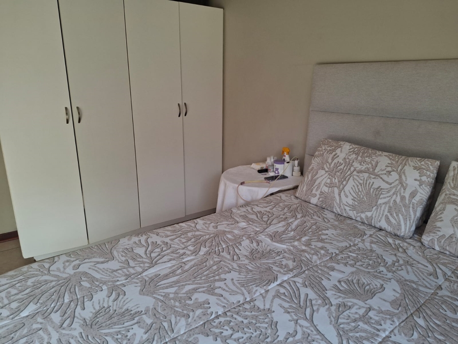 To Let 3 Bedroom Property for Rent in Westbrook KwaZulu-Natal