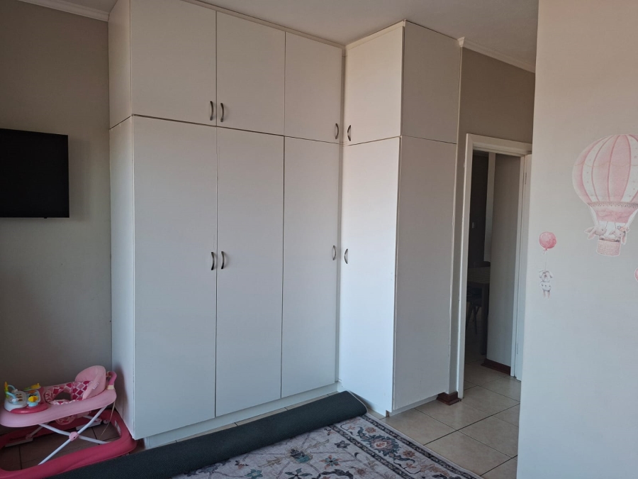 To Let 3 Bedroom Property for Rent in Westbrook KwaZulu-Natal