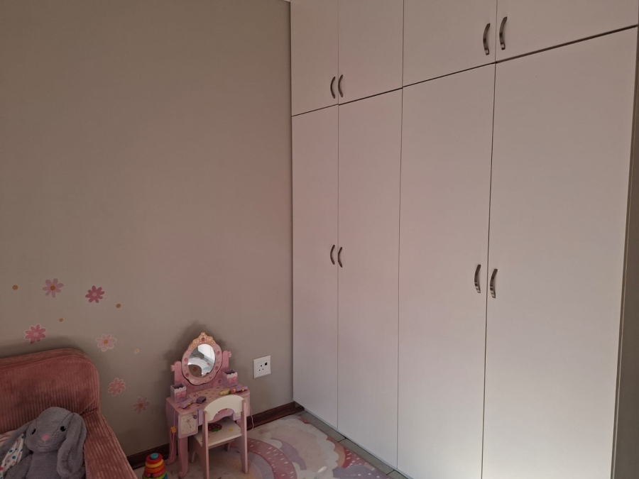 To Let 3 Bedroom Property for Rent in Westbrook KwaZulu-Natal