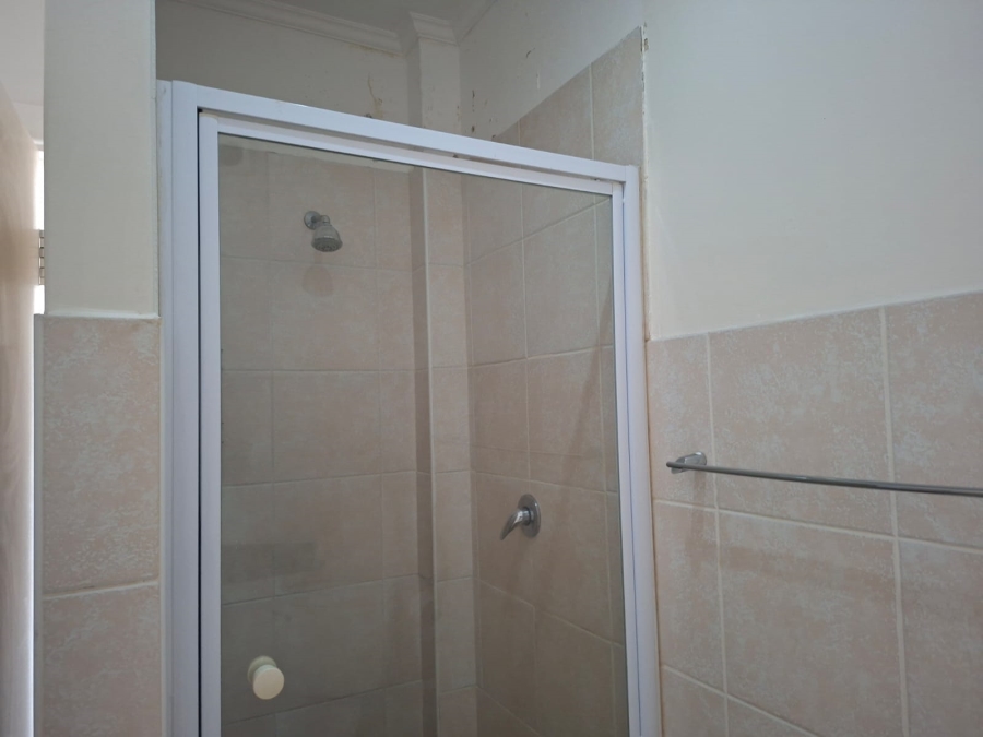 To Let 3 Bedroom Property for Rent in Westbrook KwaZulu-Natal