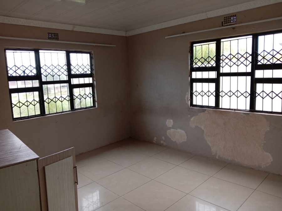 3 Bedroom Property for Sale in Lovu KwaZulu-Natal