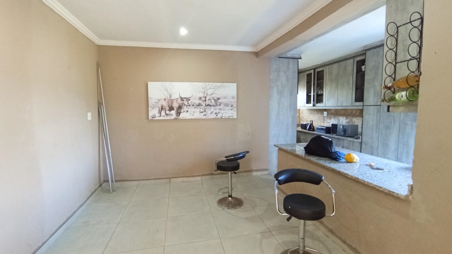 2 Bedroom Property for Sale in Mount Vernon KwaZulu-Natal
