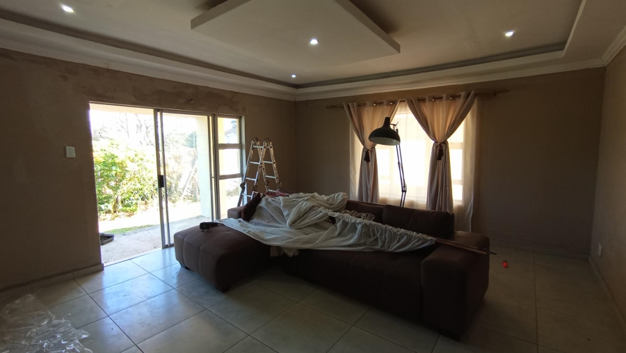 2 Bedroom Property for Sale in Mount Vernon KwaZulu-Natal