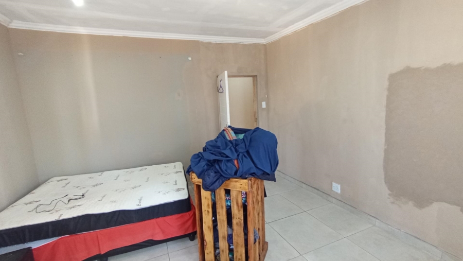 2 Bedroom Property for Sale in Mount Vernon KwaZulu-Natal