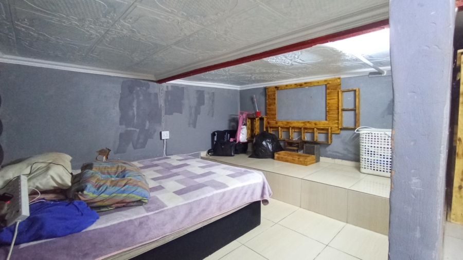 2 Bedroom Property for Sale in Mount Vernon KwaZulu-Natal