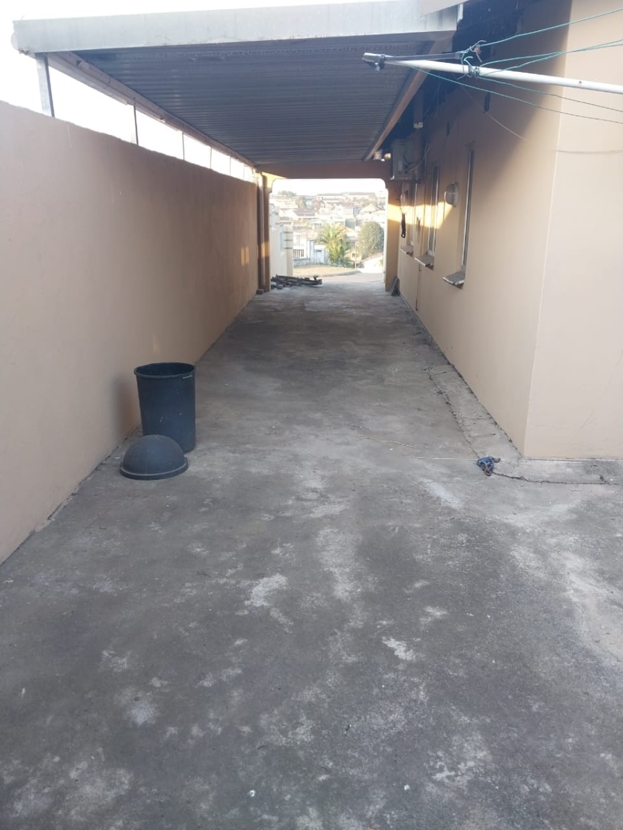 3 Bedroom Property for Sale in Brookdale KwaZulu-Natal