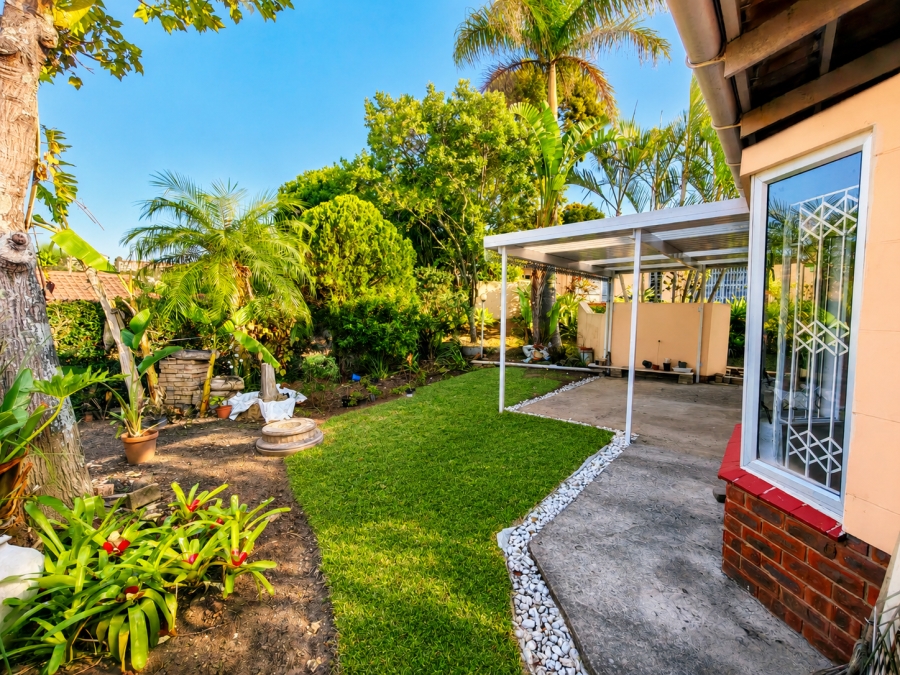 2 Bedroom Property for Sale in Sherwood KwaZulu-Natal