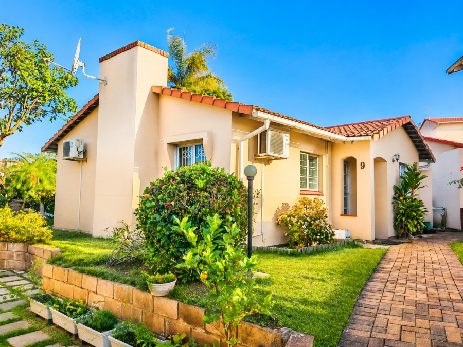 2 Bedroom Property for Sale in Sherwood KwaZulu-Natal