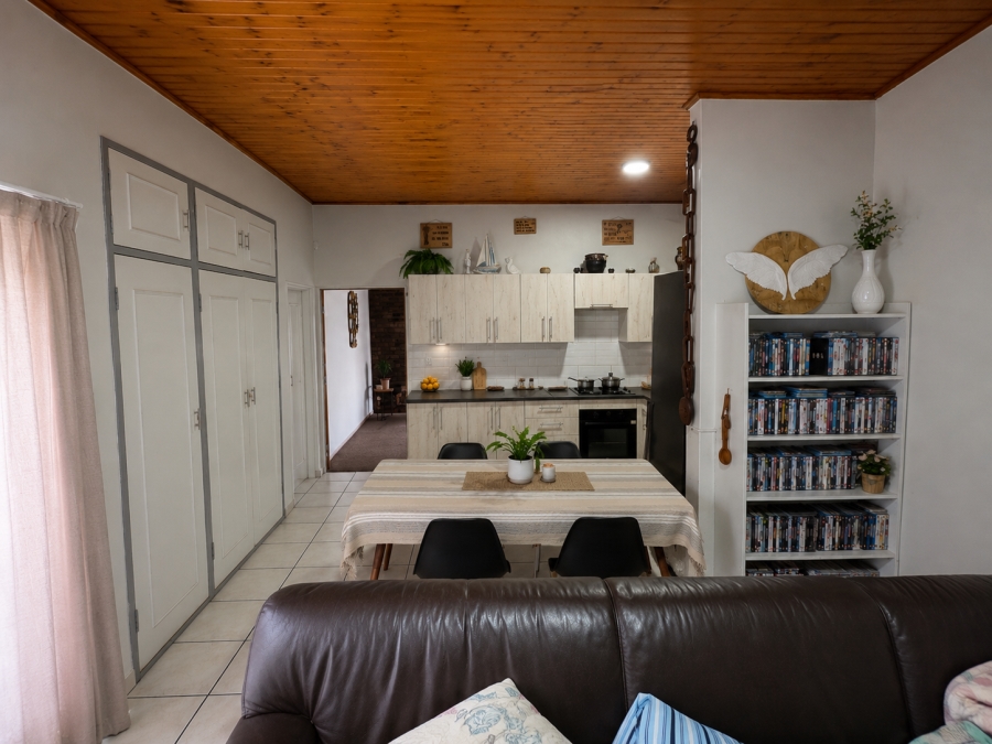 4 Bedroom Property for Sale in Signal Hill KwaZulu-Natal