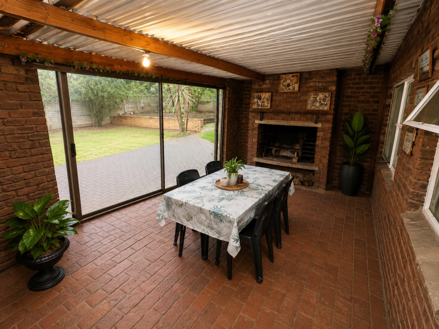 4 Bedroom Property for Sale in Signal Hill KwaZulu-Natal