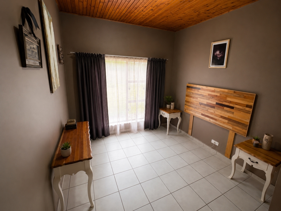 4 Bedroom Property for Sale in Signal Hill KwaZulu-Natal