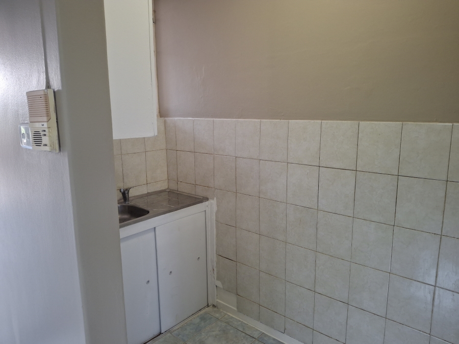 To Let 1 Bedroom Property for Rent in Morningside KwaZulu-Natal
