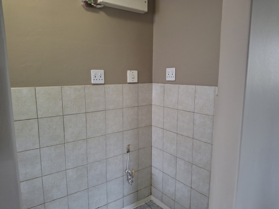 To Let 1 Bedroom Property for Rent in Morningside KwaZulu-Natal