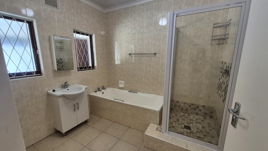 4 Bedroom Property for Sale in Boughton KwaZulu-Natal