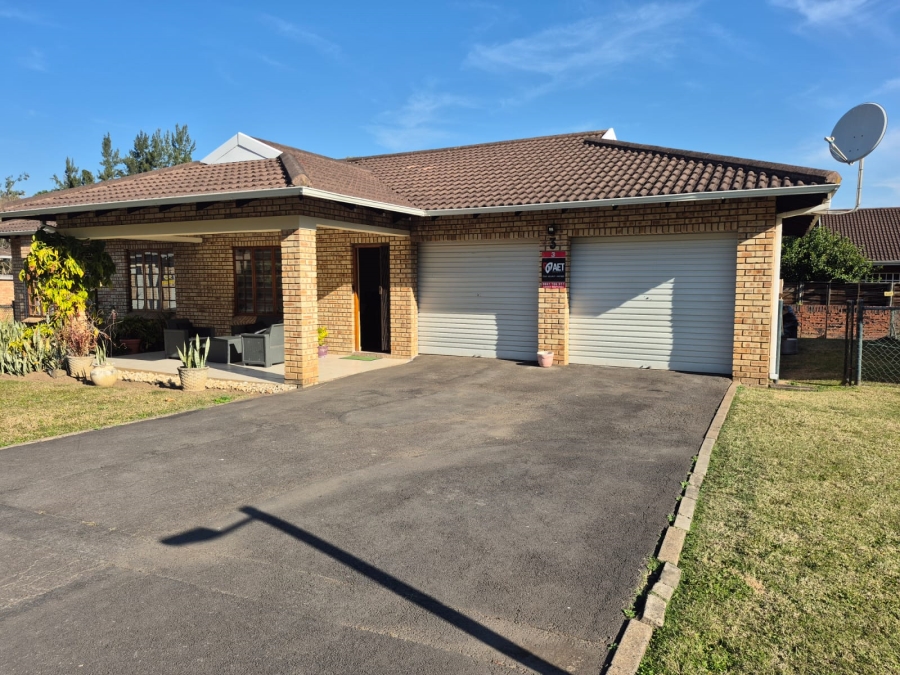 3 Bedroom Property for Sale in Chase Valley KwaZulu-Natal