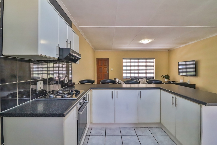 3 Bedroom Property for Sale in Chase Valley KwaZulu-Natal