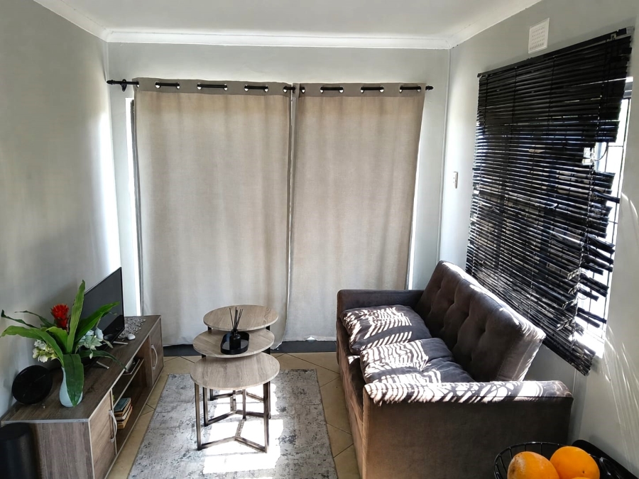2 Bedroom Property for Sale in Wild en Weide KwaZulu-Natal