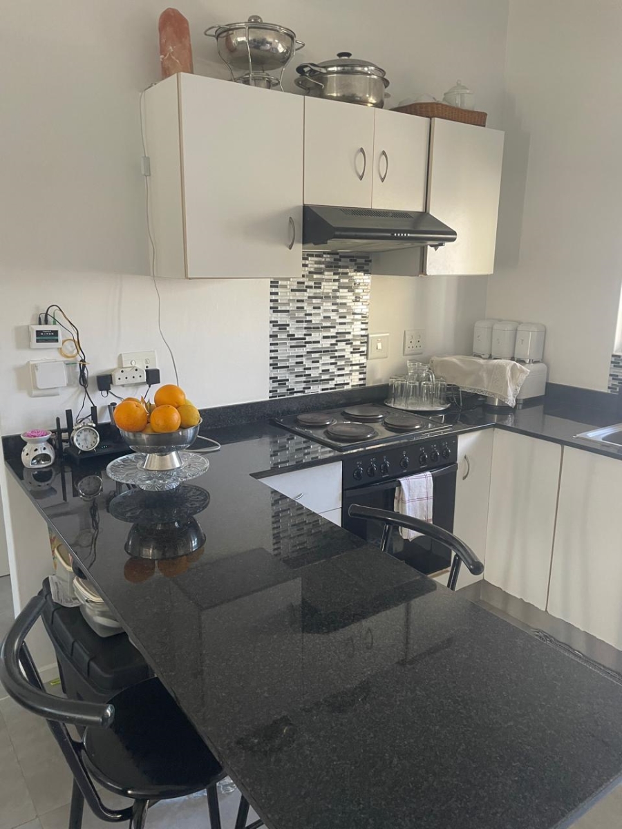 To Let 2 Bedroom Property for Rent in Manor Estates KwaZulu-Natal