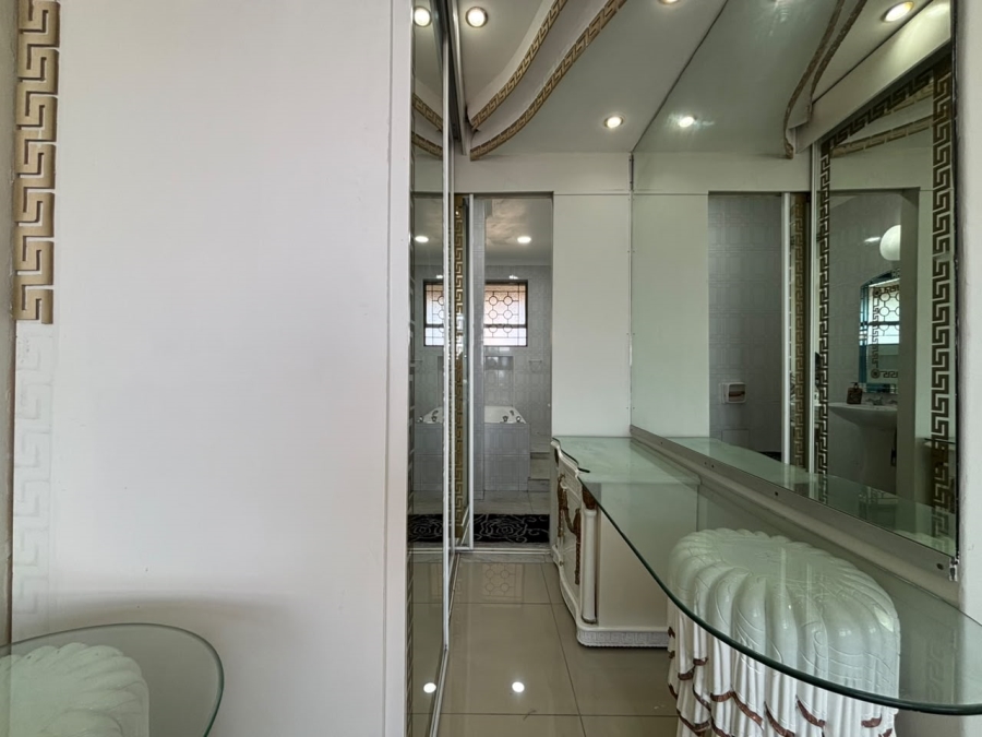 2 Bedroom Property for Sale in North Beach KwaZulu-Natal