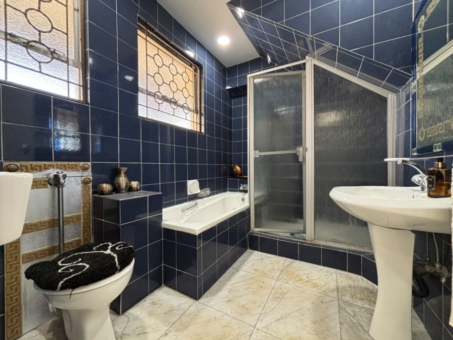2 Bedroom Property for Sale in North Beach KwaZulu-Natal