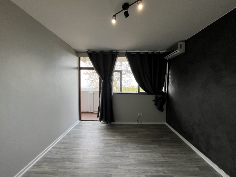 2 Bedroom Property for Sale in Morningside KwaZulu-Natal