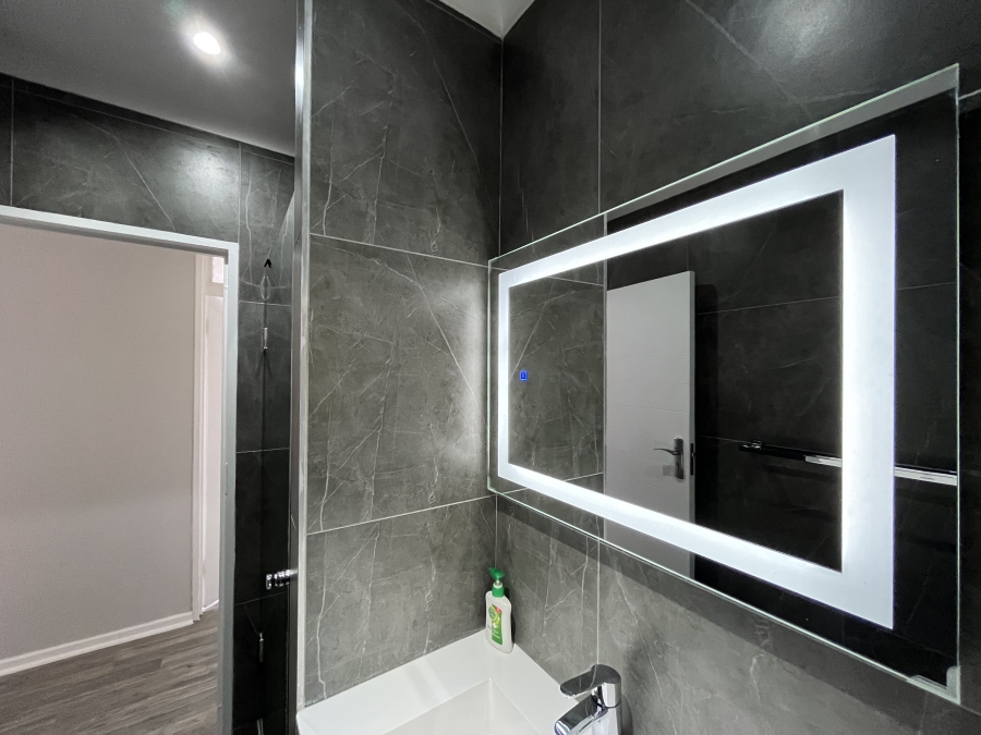 2 Bedroom Property for Sale in Morningside KwaZulu-Natal