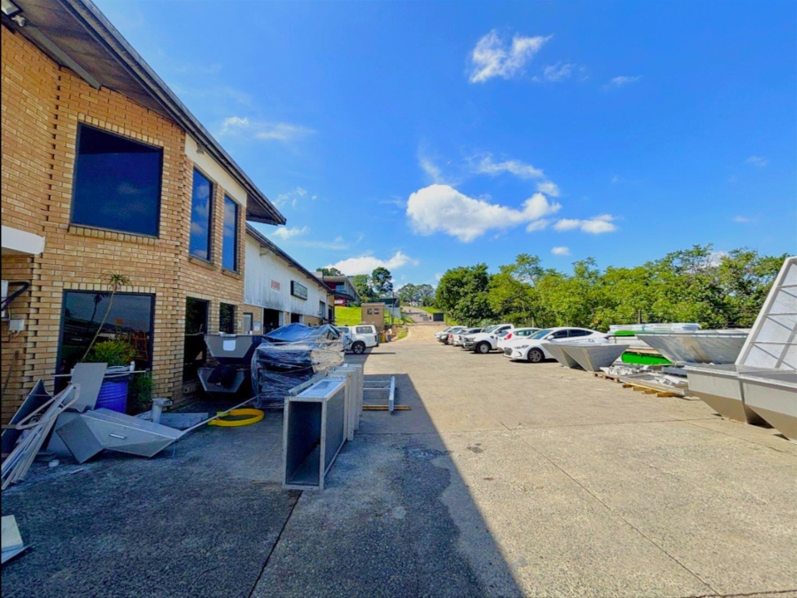 To Let Commercial Property for Rent in Mahogany Ridge KwaZulu-Natal