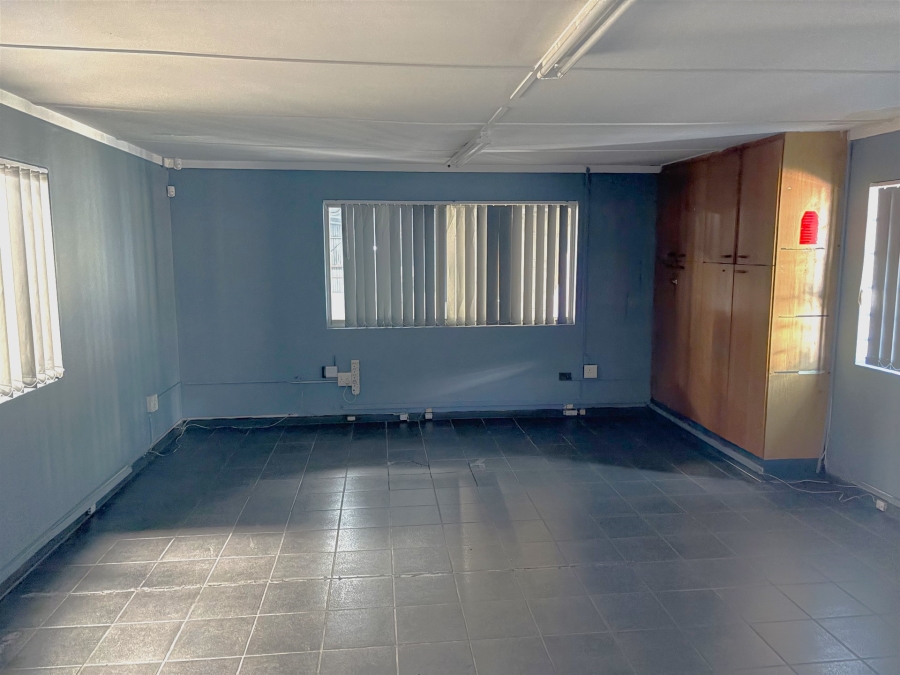 To Let Commercial Property for Rent in Westmead KwaZulu-Natal