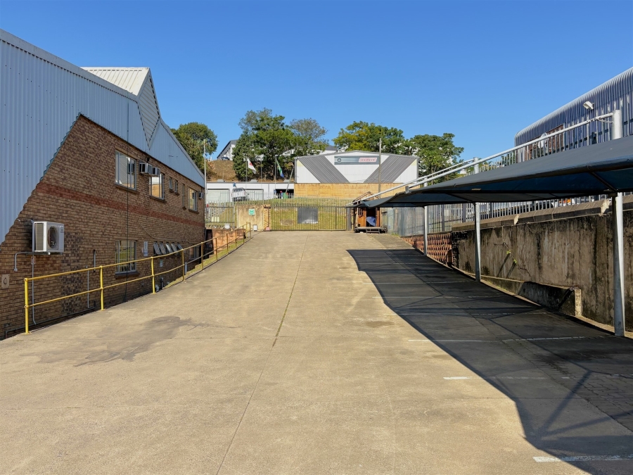 To Let Commercial Property for Rent in Westmead KwaZulu-Natal