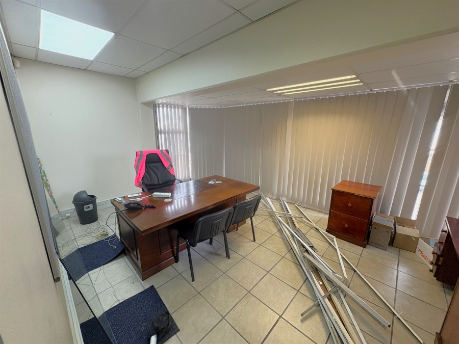 To Let Commercial Property for Rent in New Germany KwaZulu-Natal