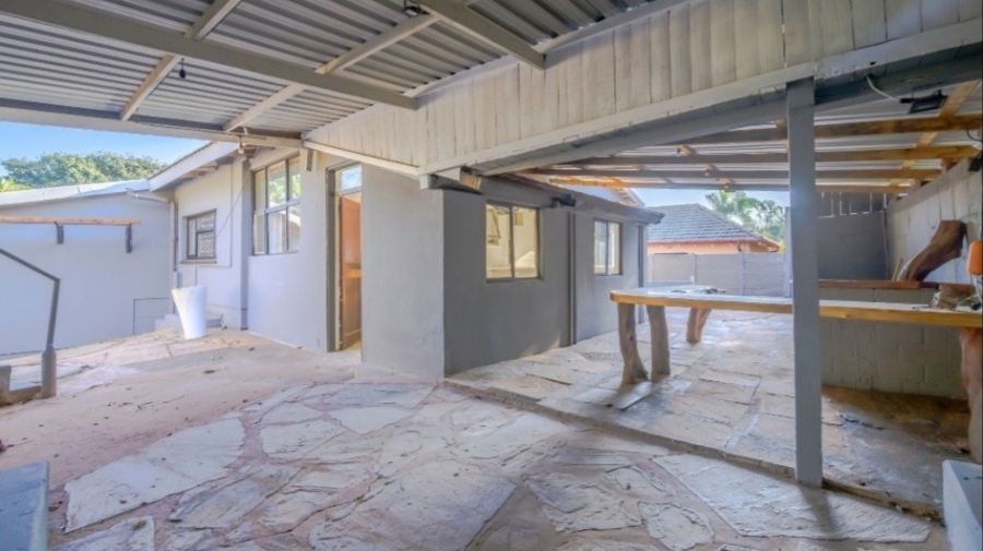 6 Bedroom Property for Sale in Durban North KwaZulu-Natal