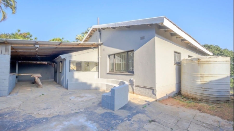 6 Bedroom Property for Sale in Durban North KwaZulu-Natal