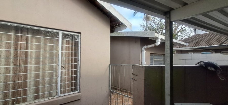 2 Bedroom Property for Sale in Arboretum KwaZulu-Natal