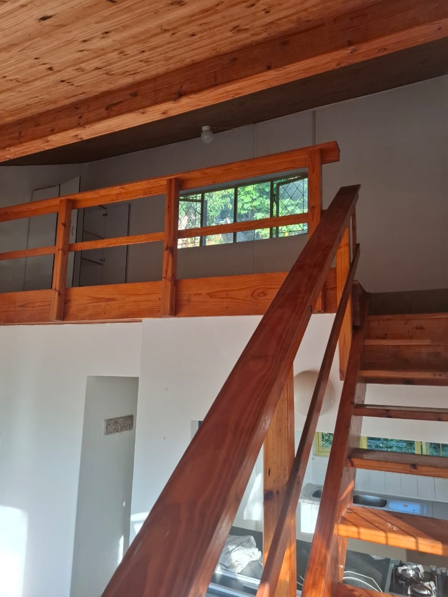 To Let 2 Bedroom Property for Rent in Westridge KwaZulu-Natal