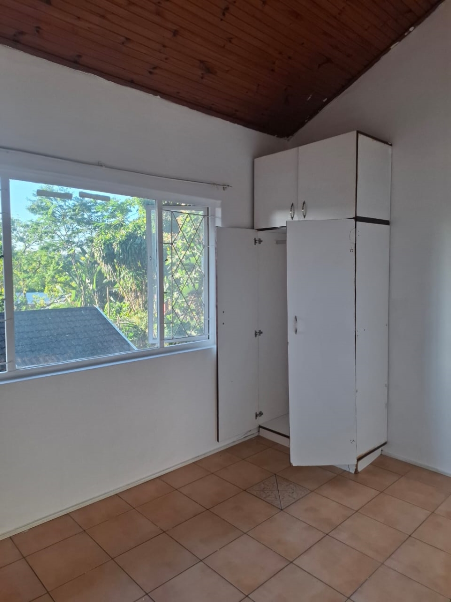 To Let 2 Bedroom Property for Rent in Westridge KwaZulu-Natal